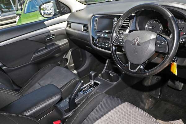 2016 Mitsubishi Outlander XLS ZK