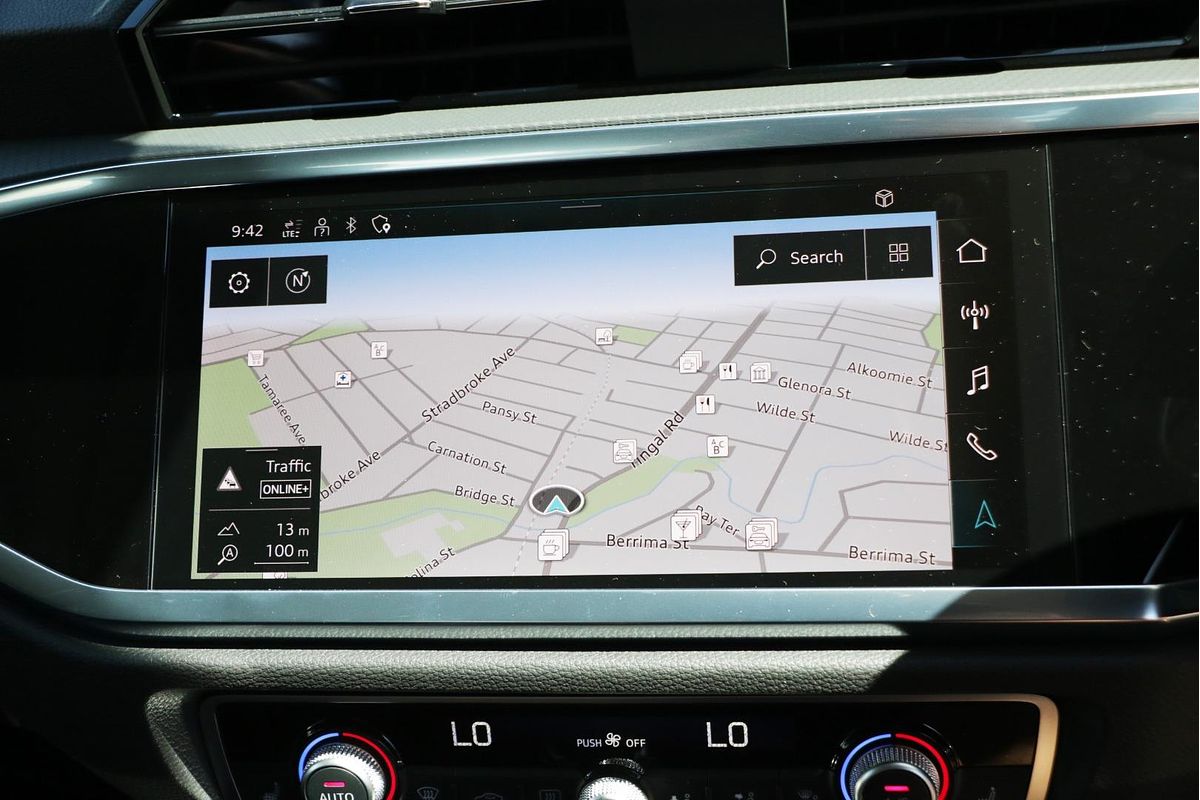 2025 Audi Q3 35 TFSI F3