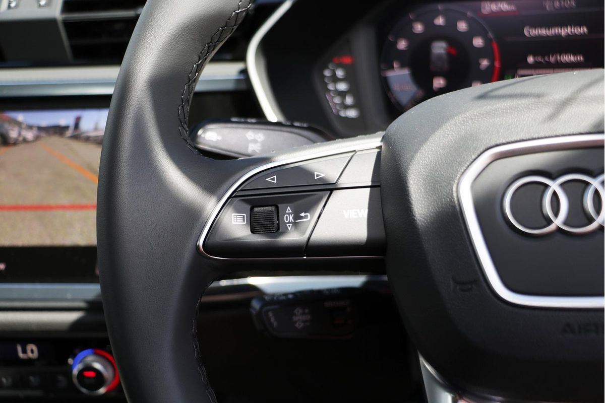 2025 Audi Q3 35 TFSI F3