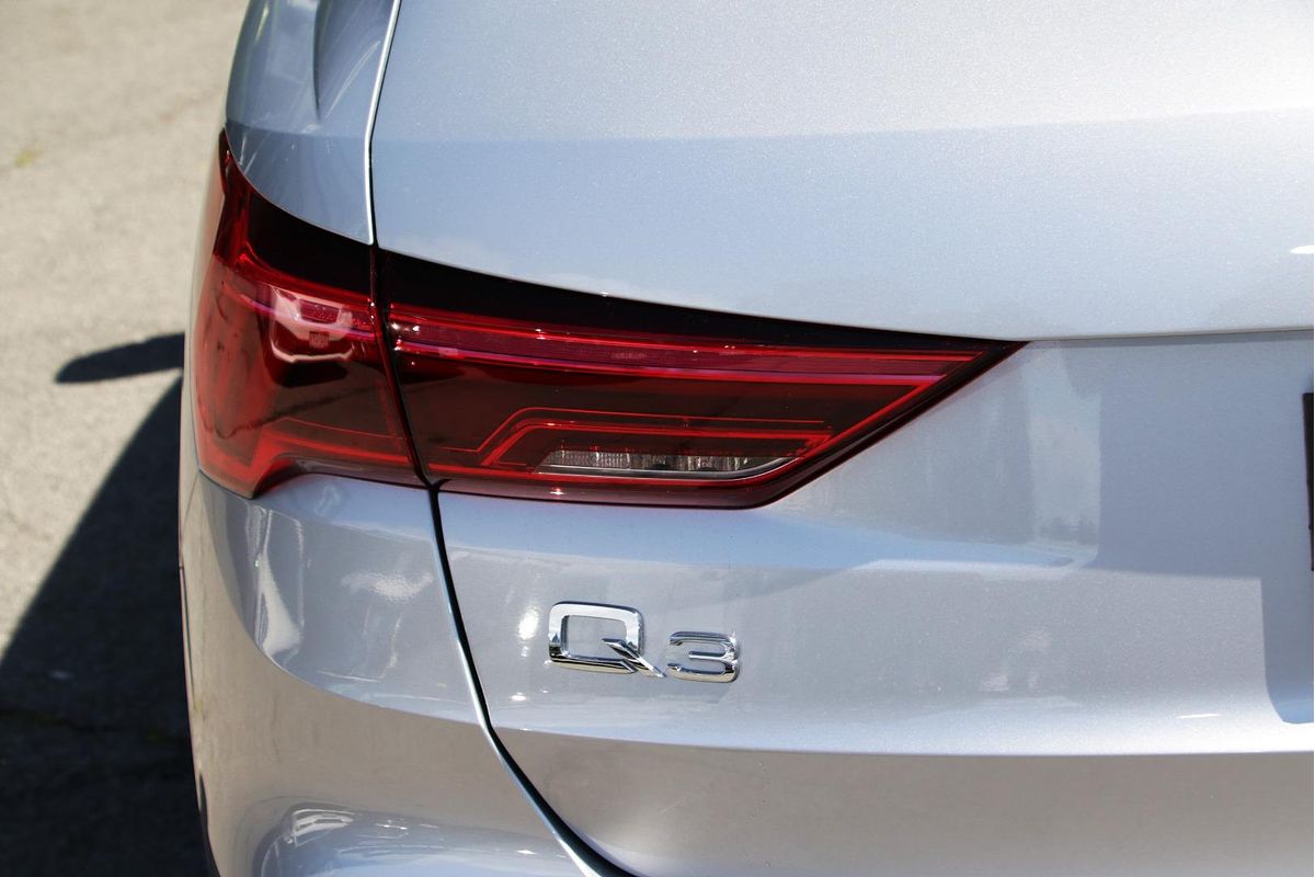 2025 Audi Q3 35 TFSI F3