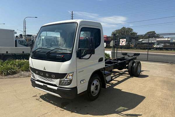 2025 Fuso Canter 515