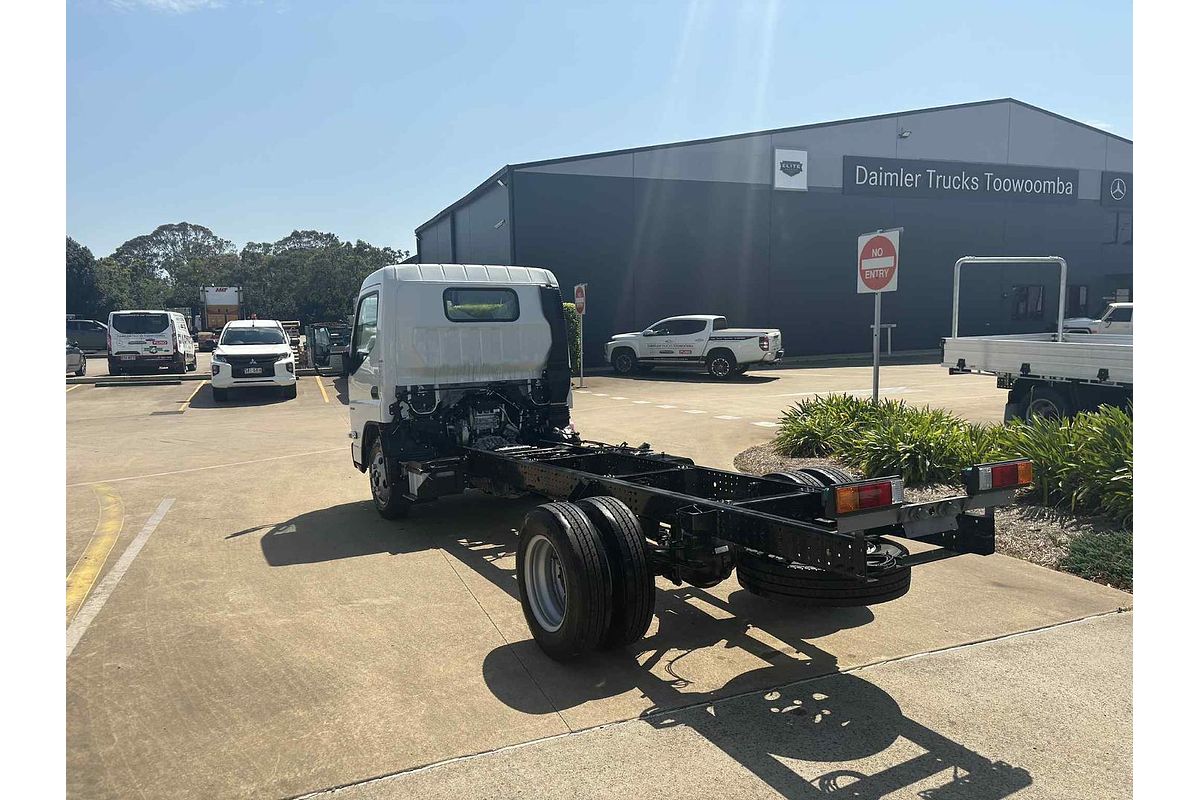 2025 Fuso Canter 515