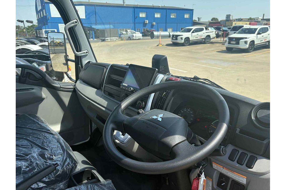 2025 Fuso Canter 515