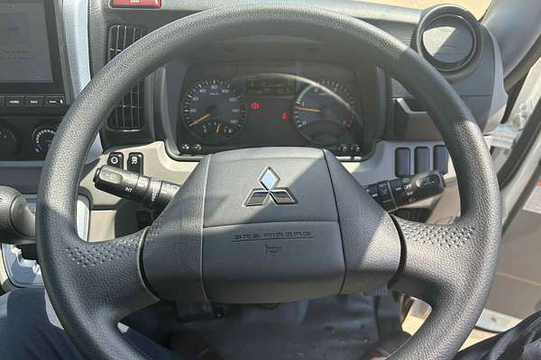 2025 Fuso Canter 515