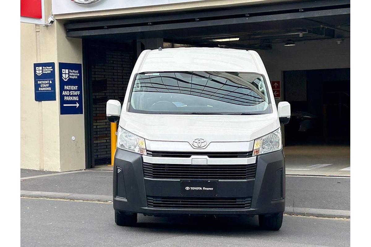 2019 Toyota Hiace Hiace Bus SLWB 2.8L T Diesel Automatic