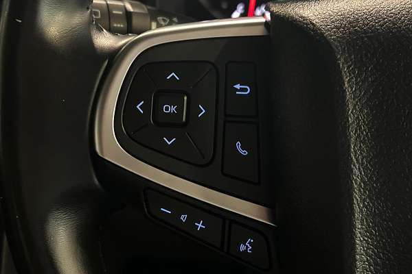 2019 Toyota Hiace Hiace Bus SLWB 2.8L T Diesel Automatic