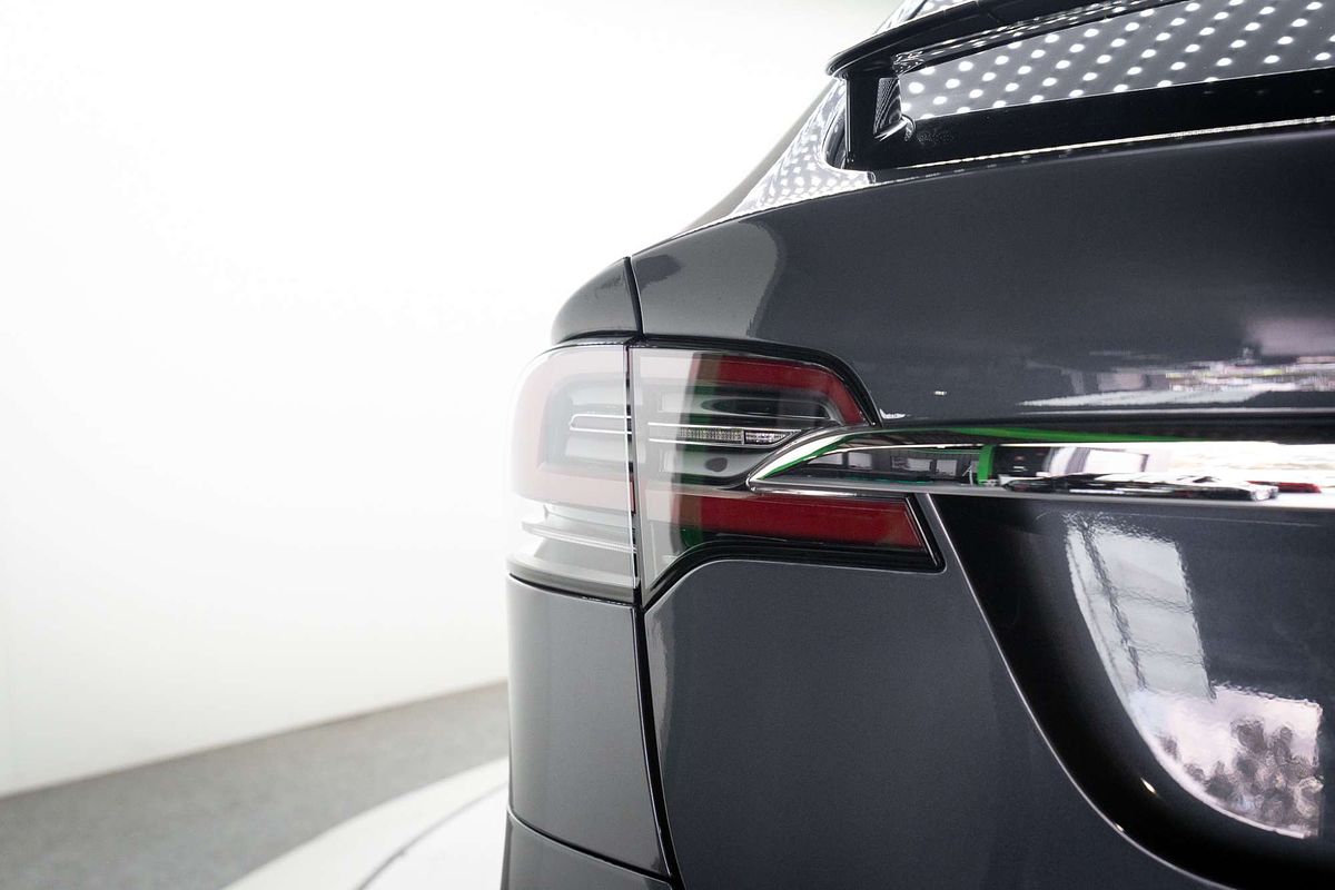 2020 Tesla Model X Performance