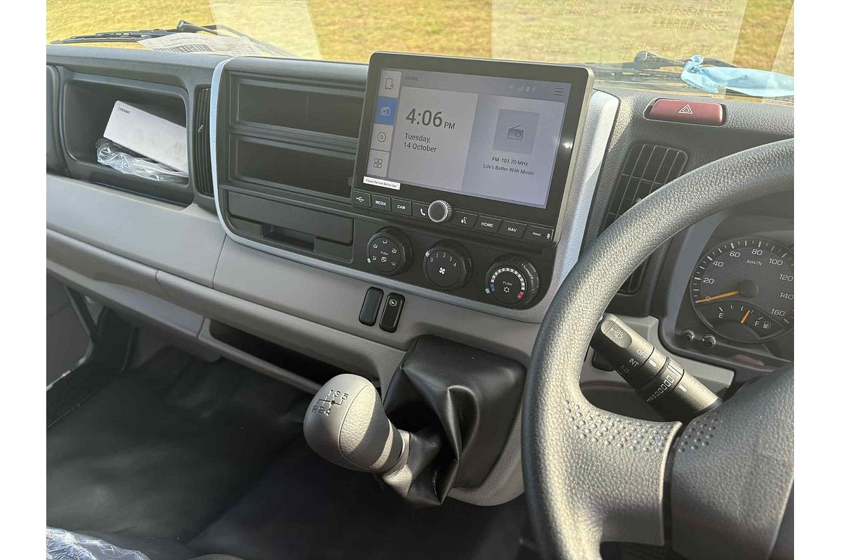 2025 Fuso Canter FG