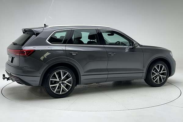 2024 Volkswagen Touareg 210TDI Elegance RC