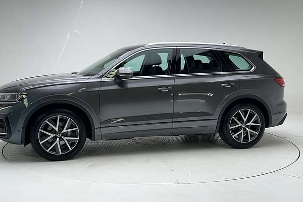 2024 Volkswagen Touareg 210TDI Elegance RC