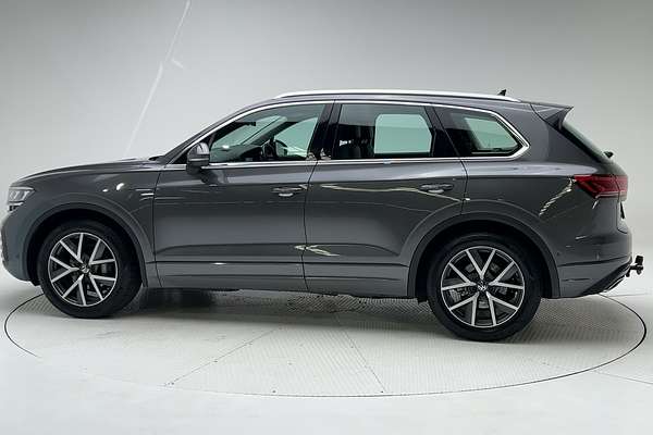 2024 Volkswagen Touareg 210TDI Elegance RC