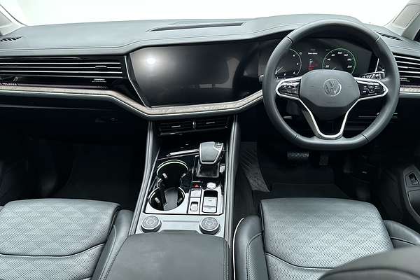 2024 Volkswagen Touareg 210TDI Elegance RC