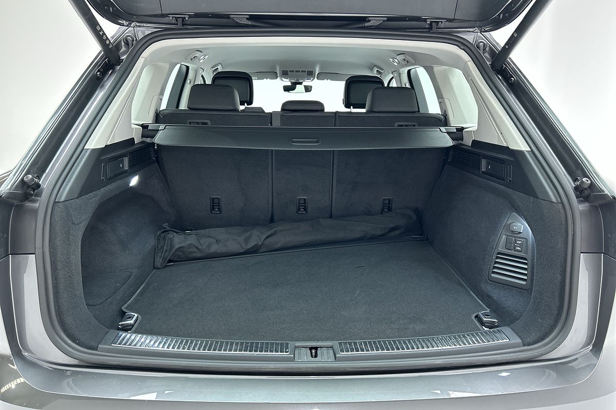 2024 Volkswagen Touareg 210TDI Elegance RC
