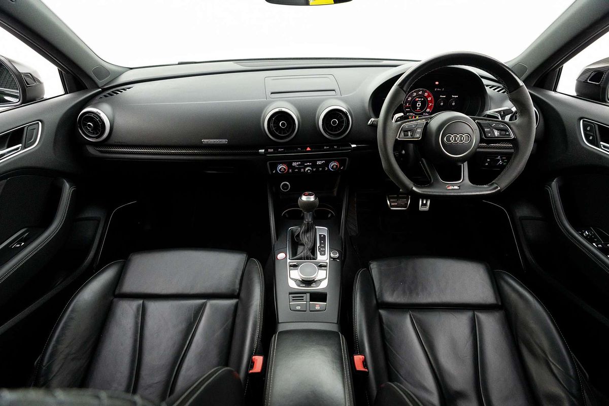 2020 Audi RS3 Carbon Edition 8V