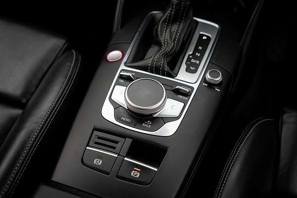 2020 Audi RS3 Carbon Edition 8V