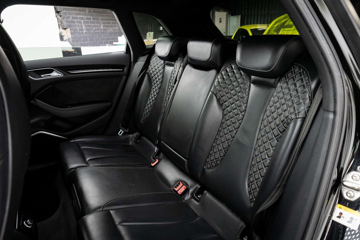 2020 Audi RS3 Carbon Edition 8V