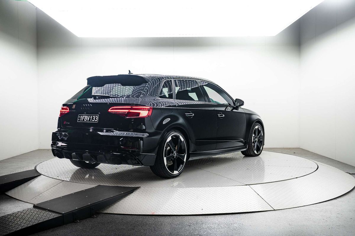 2020 Audi RS3 Carbon Edition 8V