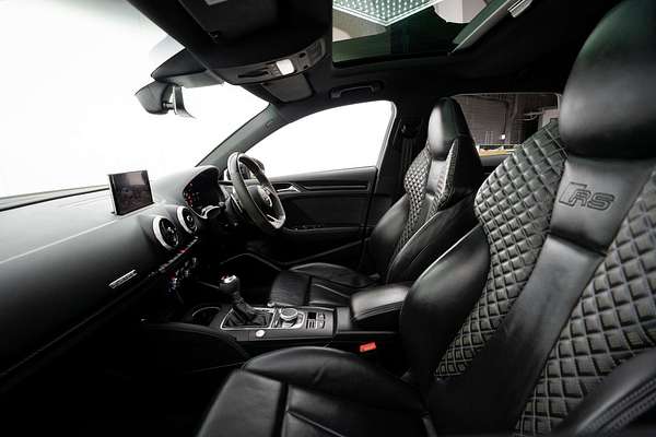 2020 Audi RS3 Carbon Edition 8V