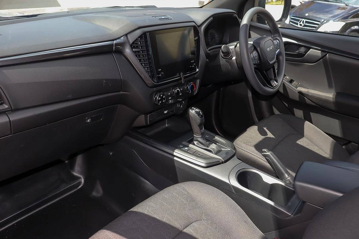 2025 Isuzu D-MAX X-RIDER 4X4