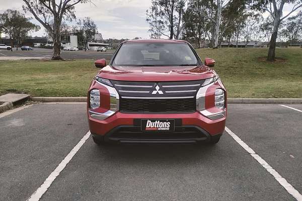 2025 Mitsubishi Outlander ES ZM