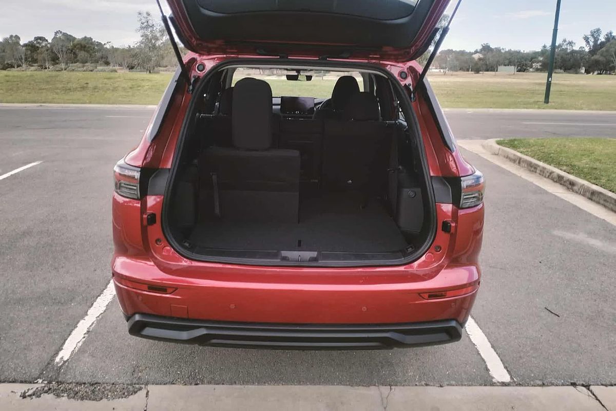 2025 Mitsubishi Outlander ES ZM