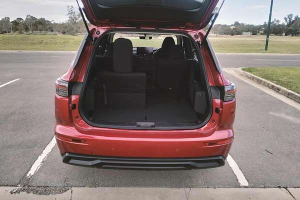 2025 Mitsubishi Outlander ES ZM