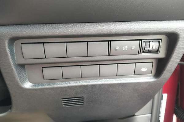 2025 Mitsubishi Outlander ES ZM