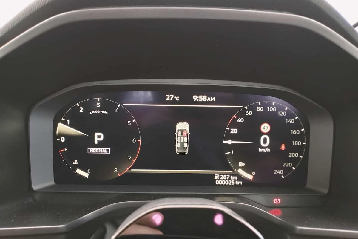 2025 Mitsubishi Outlander ES ZM