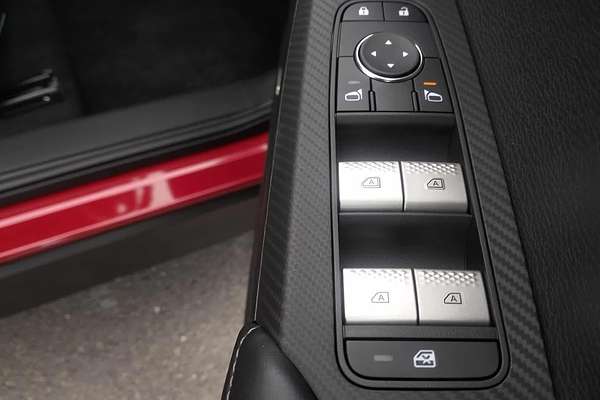 2025 Mitsubishi Outlander ES ZM