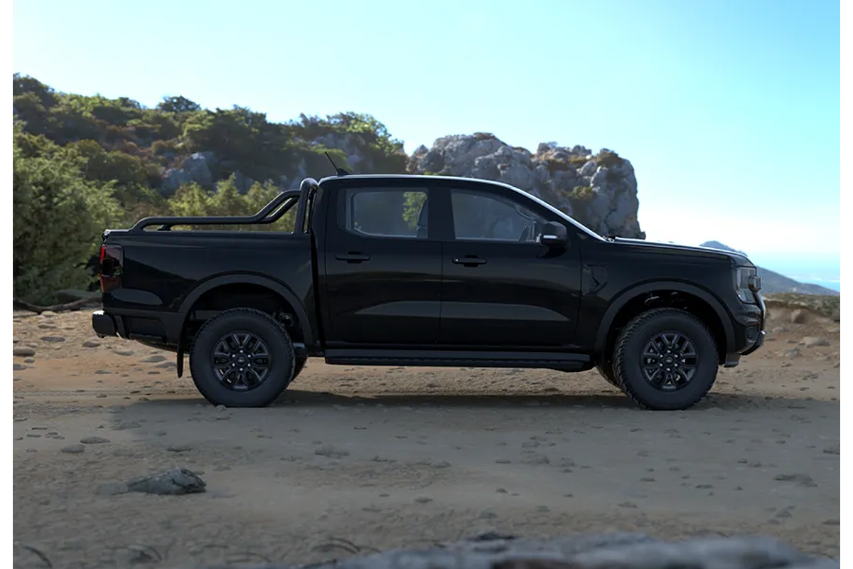 2025 Ford Ranger Black Edition 4X4 2.0L