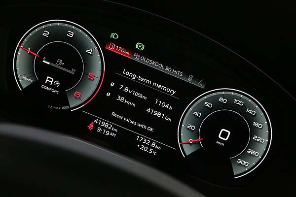 2022 Audi Q5 40 TDI S line FY