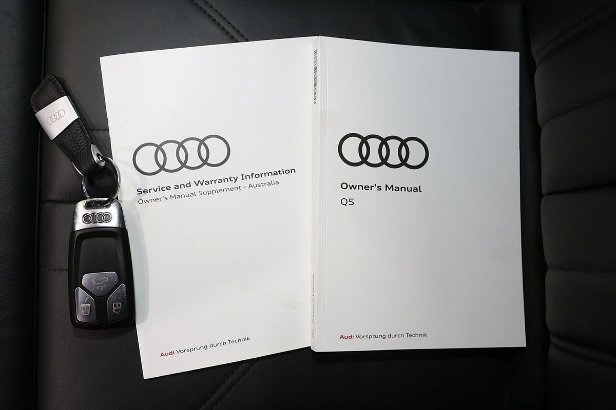 2022 Audi Q5 40 TDI S line FY