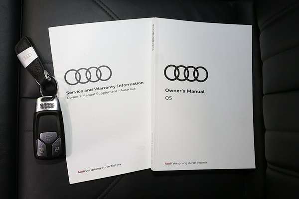 2022 Audi Q5 40 TDI S line FY
