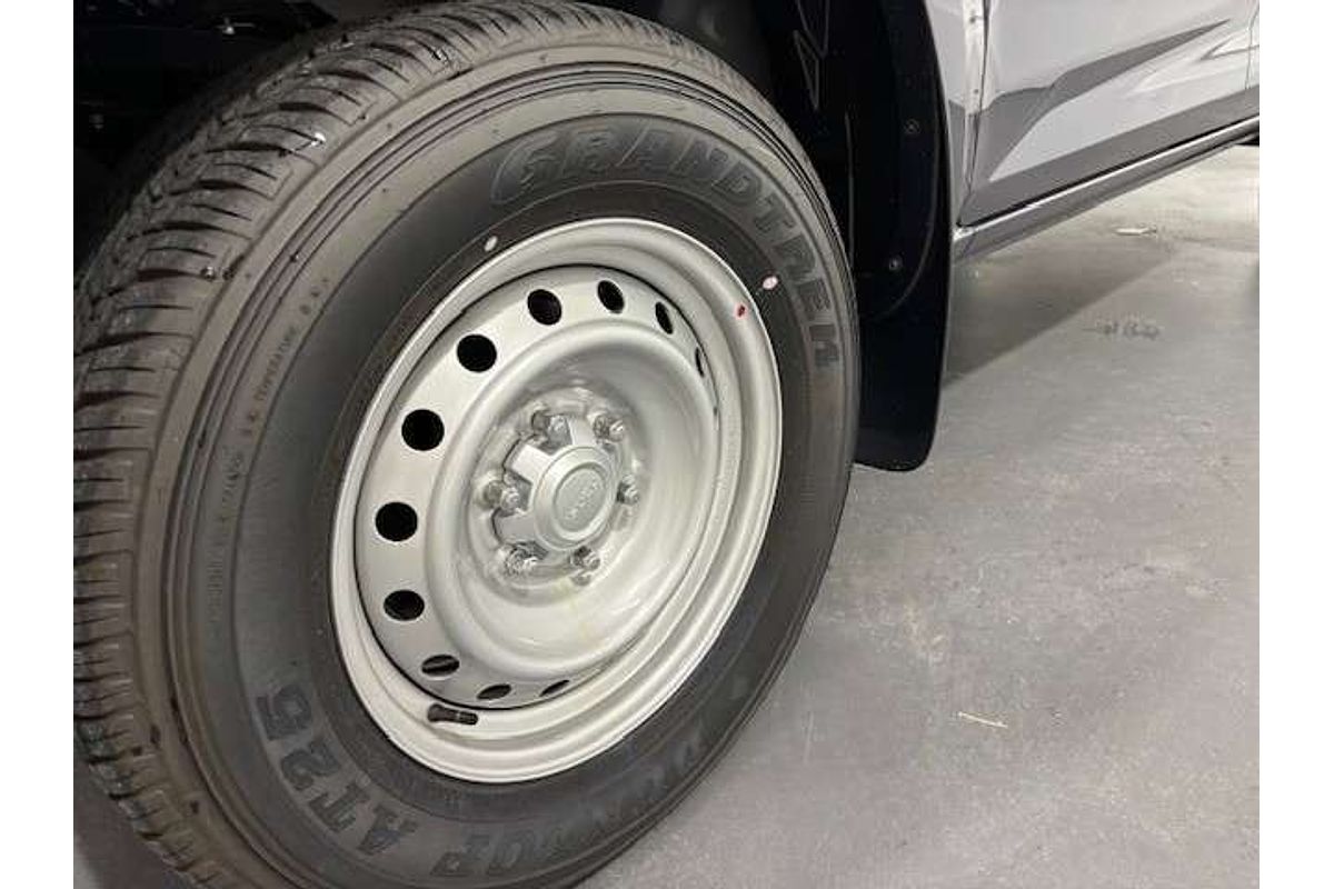 2025 Isuzu D-MAX SX  4X4