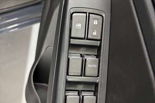2025 Isuzu D-MAX SX  4X4