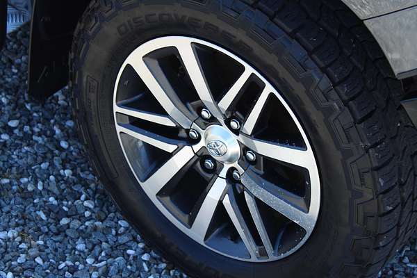 2017 Toyota Hilux SR5 GUN126R 4X4