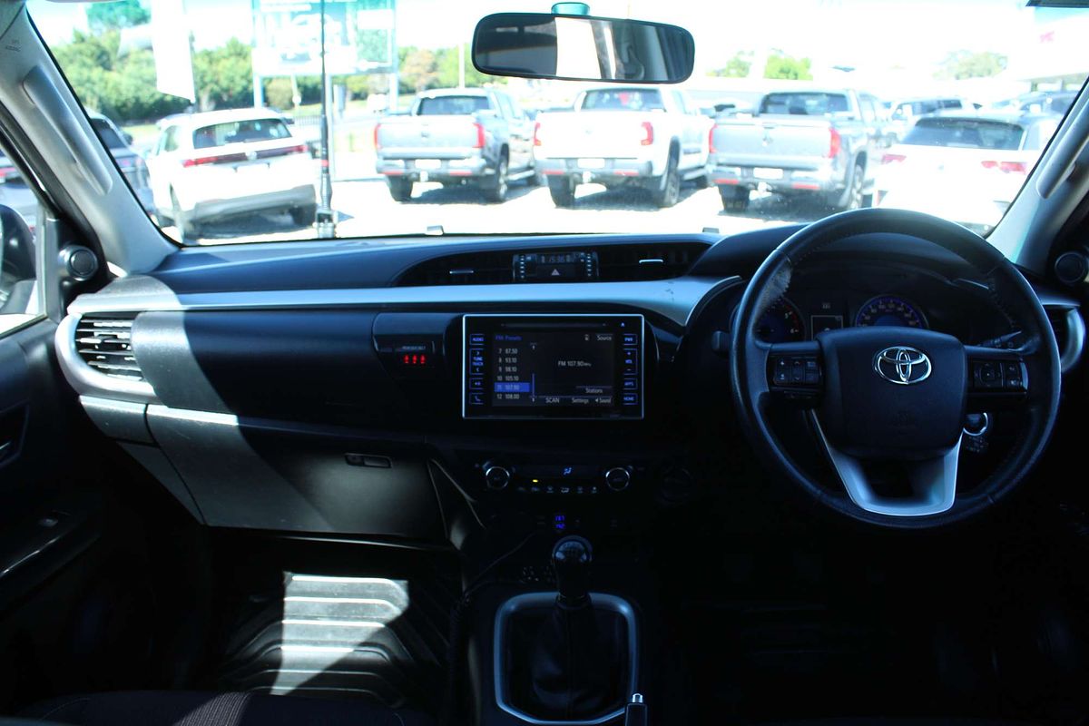 2017 Toyota Hilux SR5 GUN126R 4X4