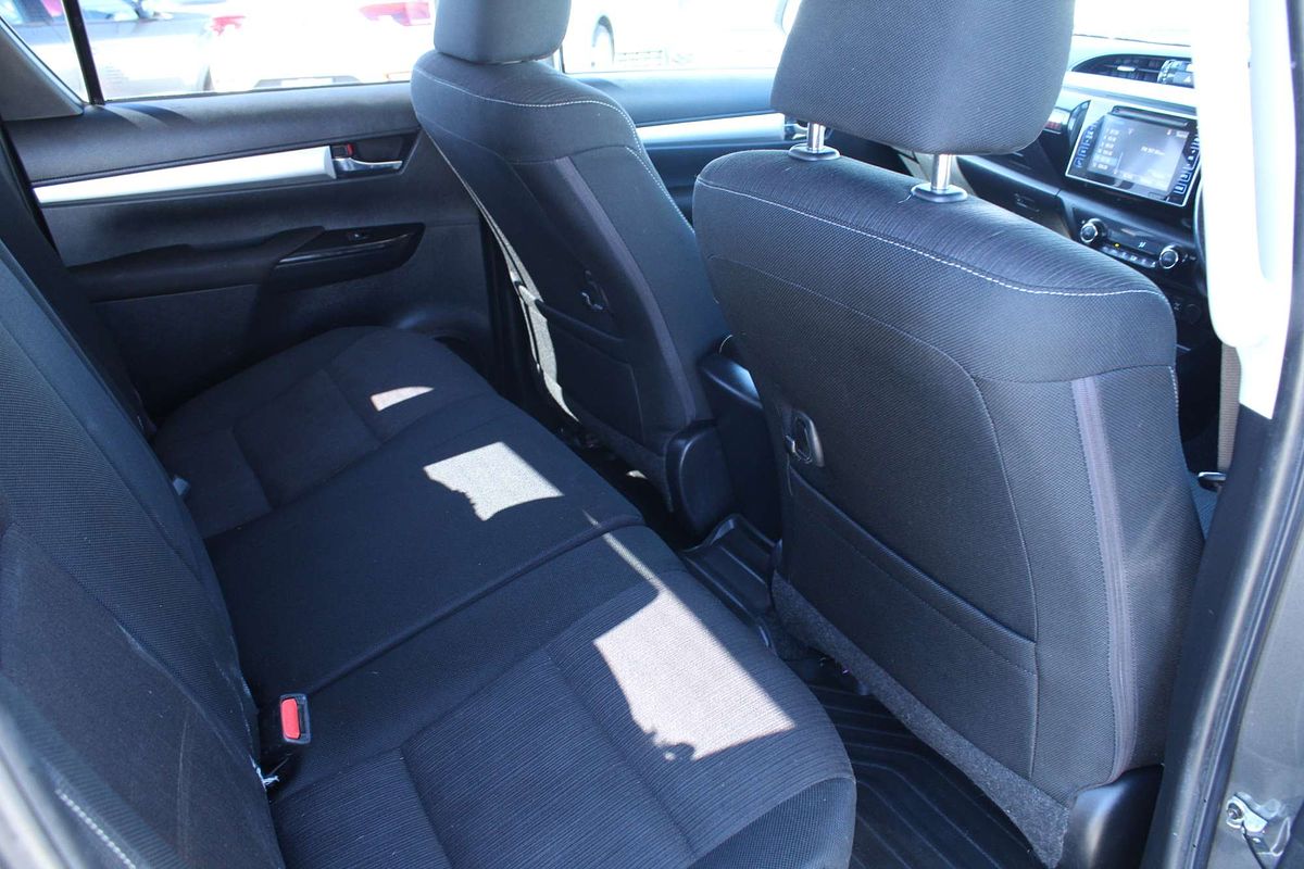 2017 Toyota Hilux SR5 GUN126R 4X4