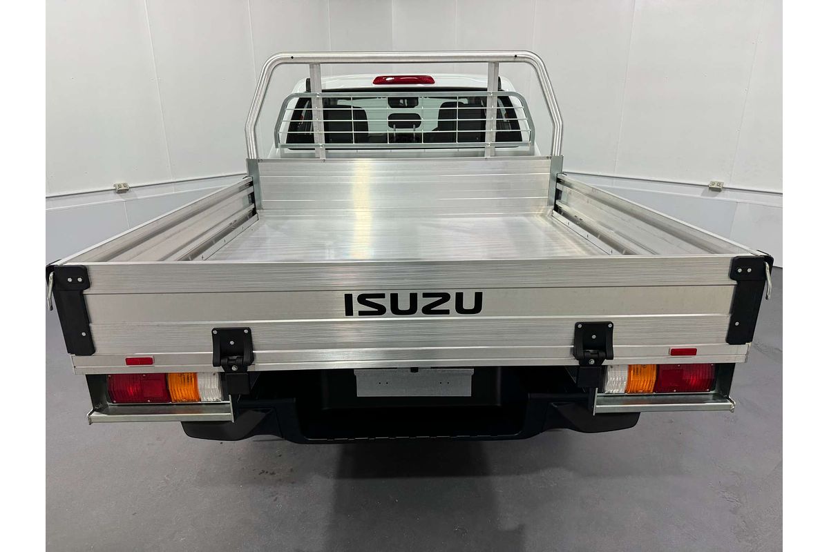 2025 Isuzu D-MAX LS-M  4X4