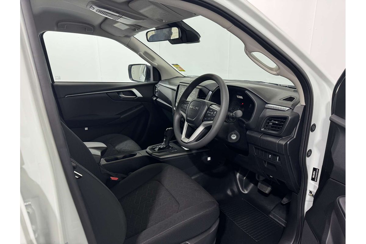 2025 Isuzu D-MAX LS-M  4X4