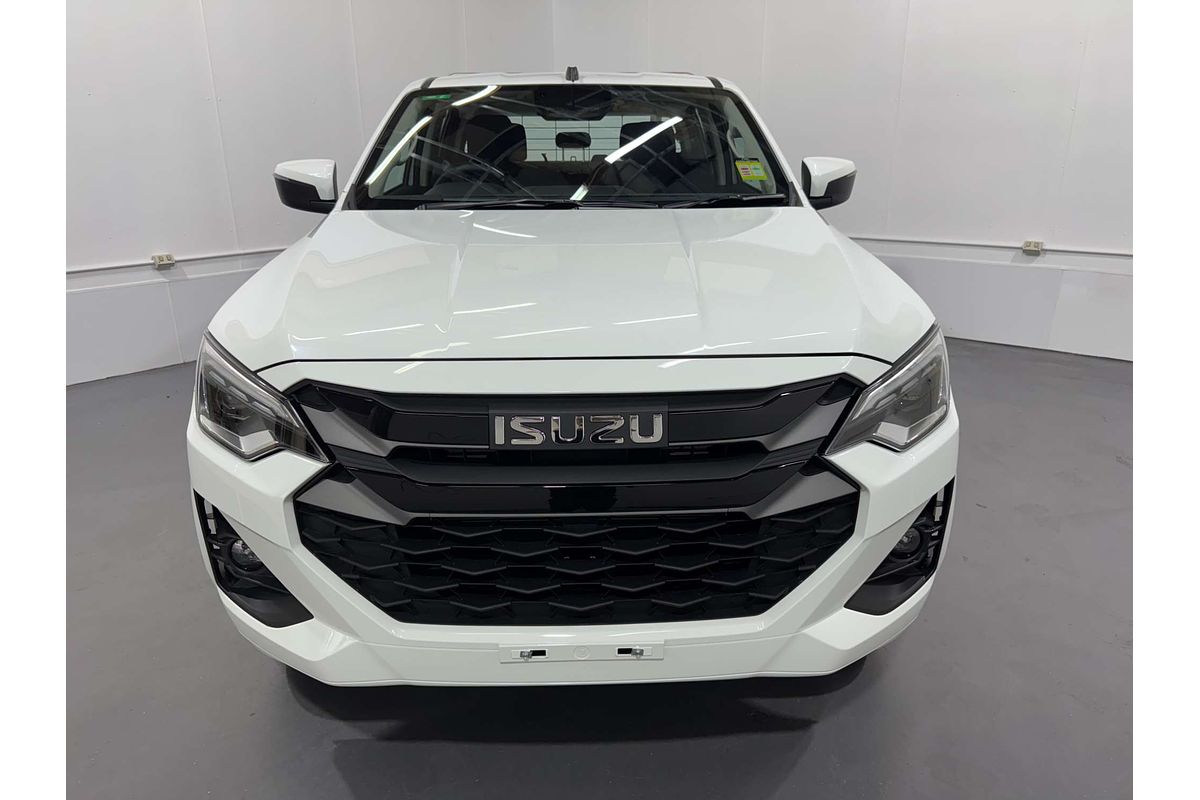 2025 Isuzu D-MAX LS-M  4X4