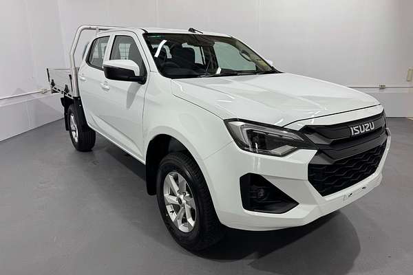 2025 Isuzu D-MAX LS-M  4X4