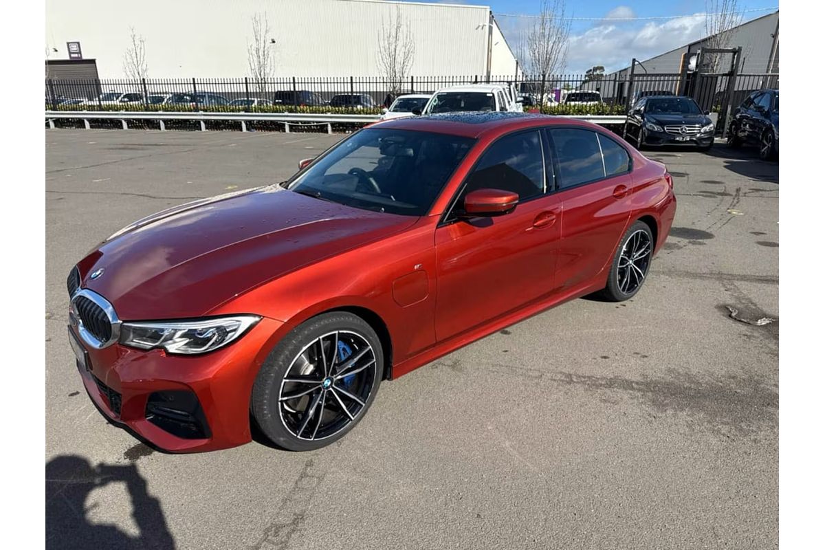 2020 BMW 3 Series 330e M Sport G20