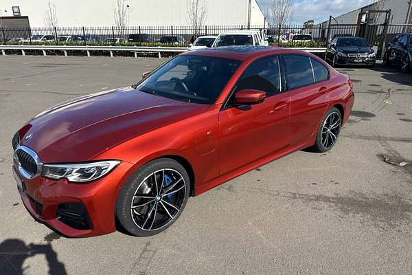 2020 BMW 3 Series 330e M Sport G20