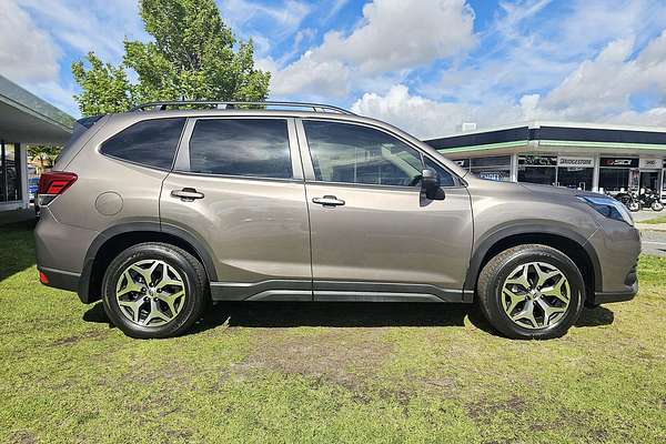 2025 Subaru Forester 2.5i-L S5