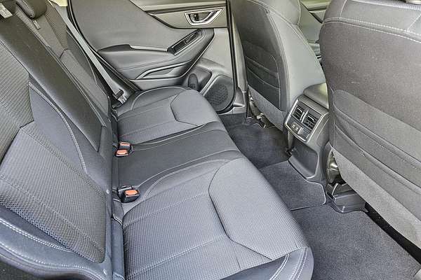 2025 Subaru Forester 2.5i-L S5