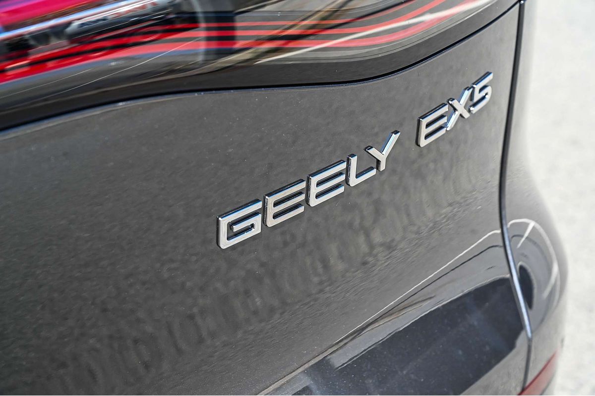 2025 Geely EX5 Inspire E245