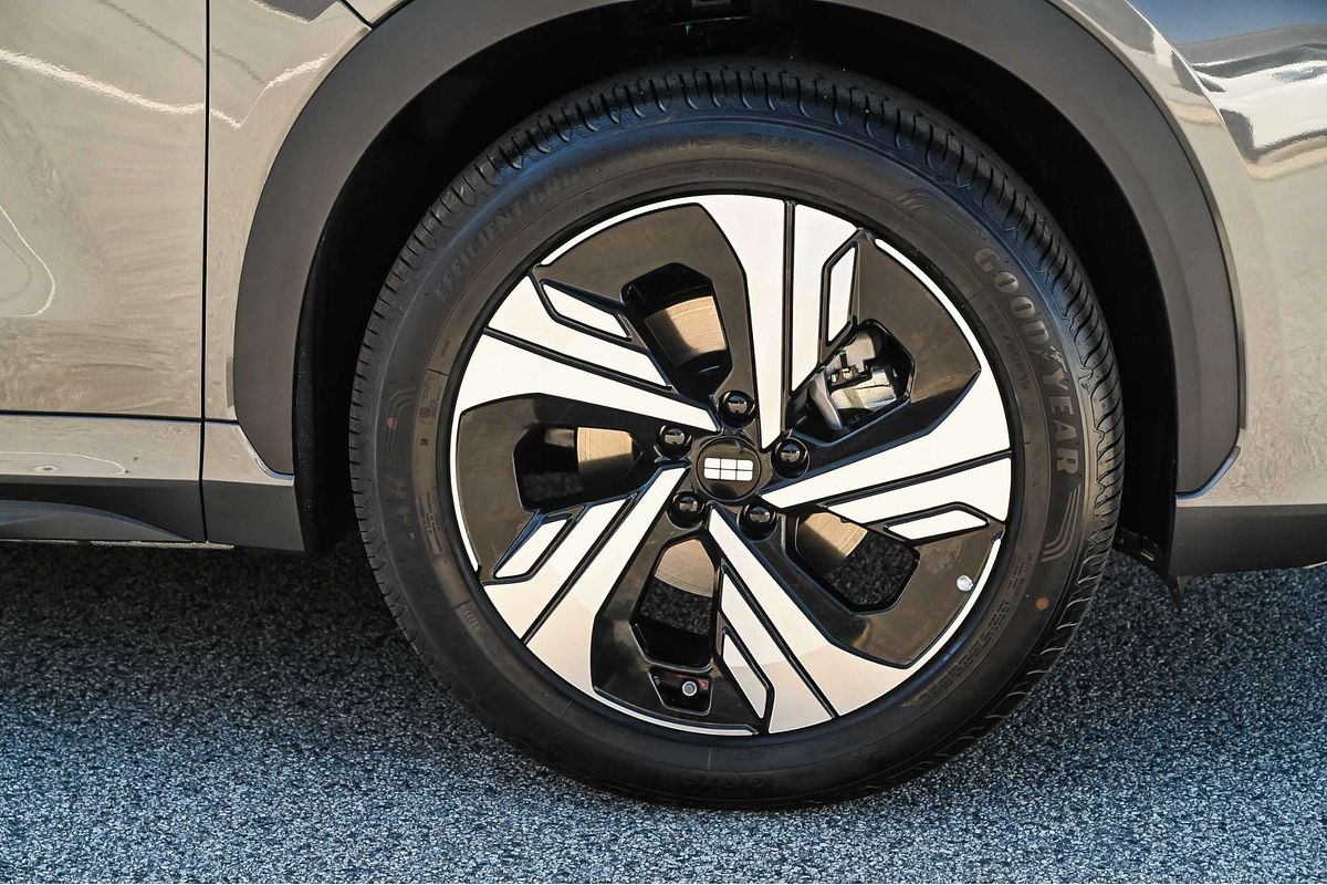 2025 Geely EX5 Inspire E245