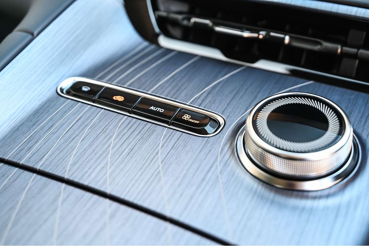 2025 Geely EX5 Inspire E245