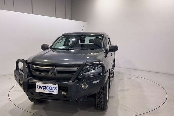 2022 Mitsubishi Triton GLX+ MR 4X4